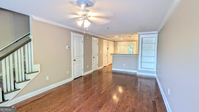 Building Photo - 660 Barnett Shoals Rd