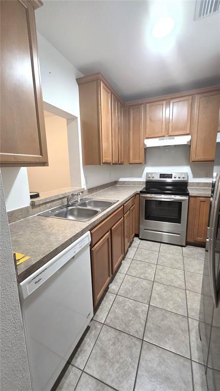 Building Photo - 14875 Skip Jack Loop