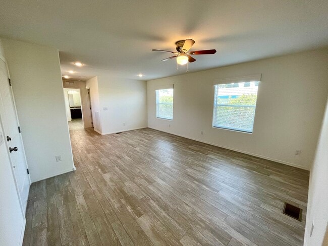 Building Photo - Great 2 Bedroom, 2 Bathroom Home!