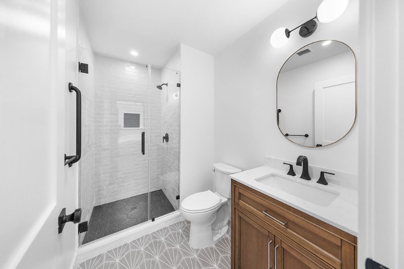 Building Photo - 101 Richmond St