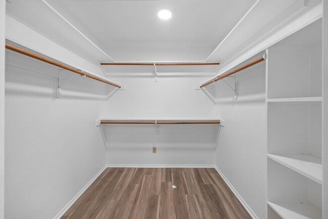 Building Photo - 8102 East Ct