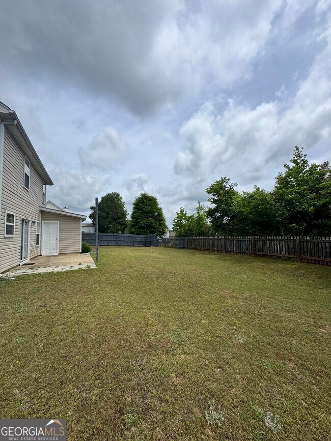 Building Photo - 104 Jameston Dr