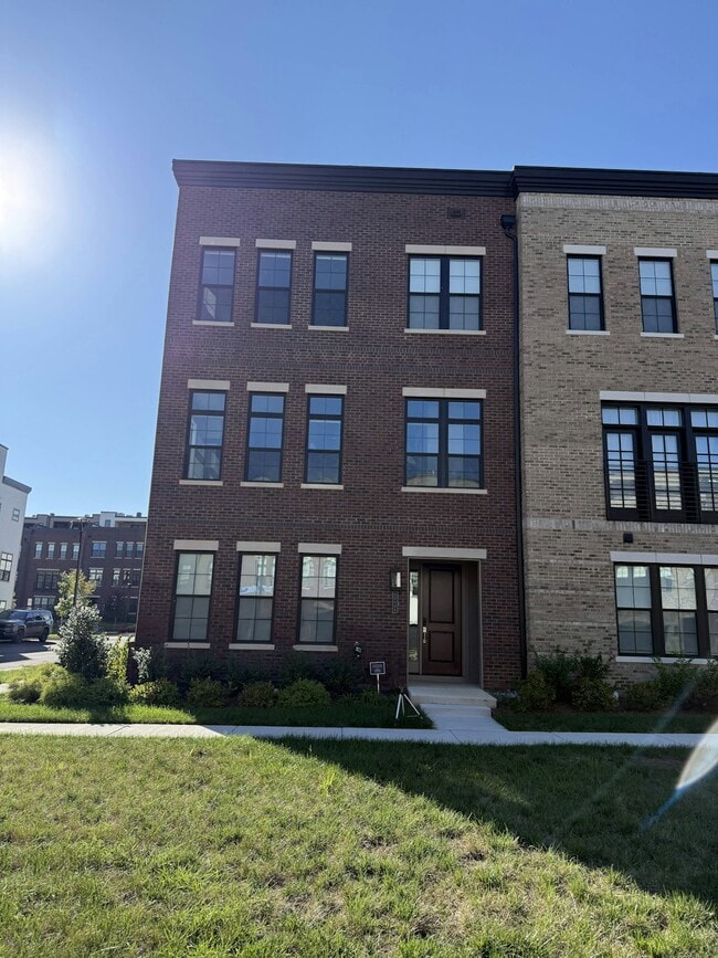 Building Photo - 22188 Webster Pk Ter