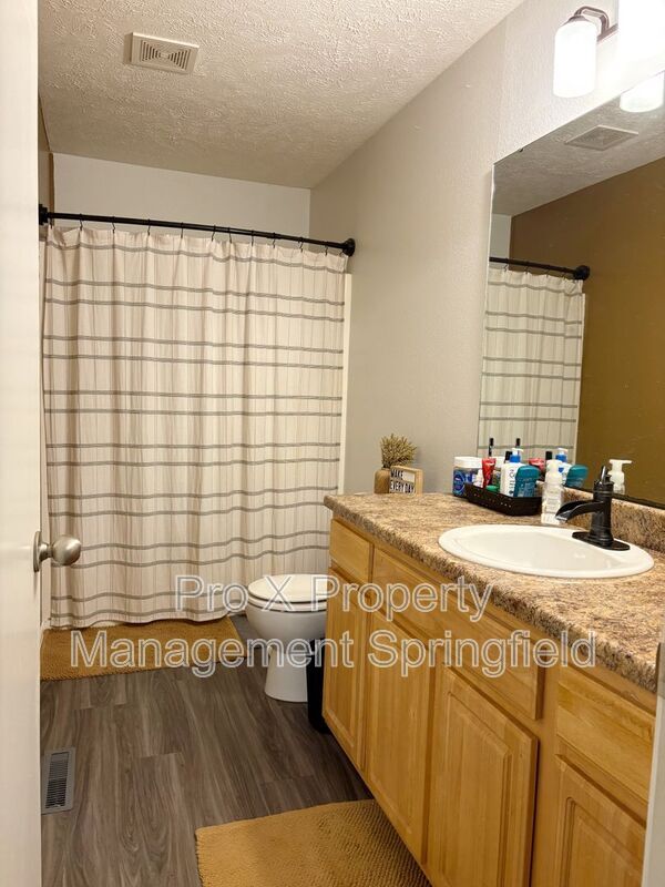 Building Photo - 4444 N Farm Rd 157
