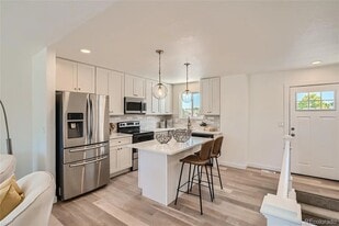 Building Photo - 4264 S Halifax Way