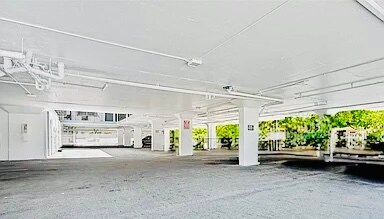 Building Photo - 1230 NE 139th St