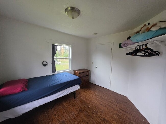 Building Photo - KENAI APARTMENT