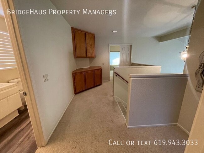 Building Photo - 965 Tempera Ct