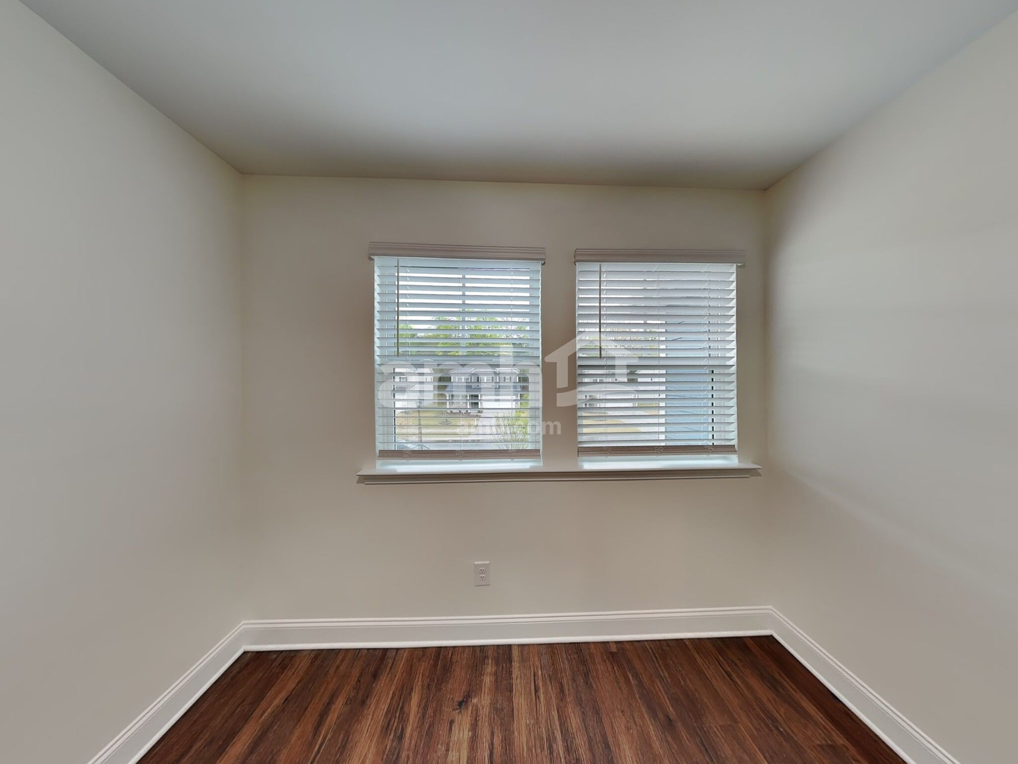 Building Photo - 9510 Riverbend Village Dr