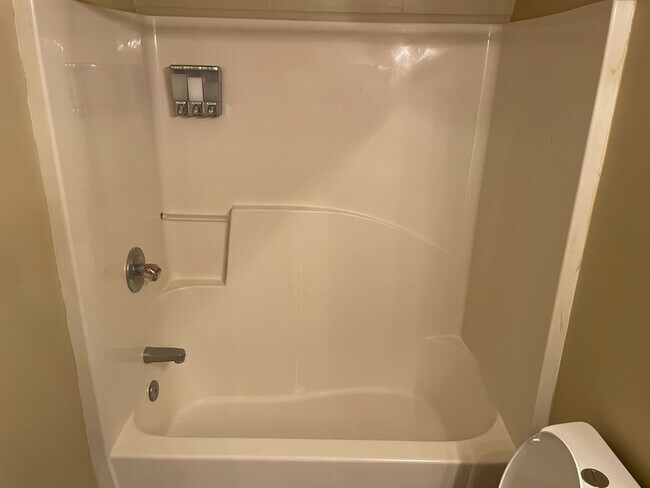 Building Photo - 2470 Nugget Ln