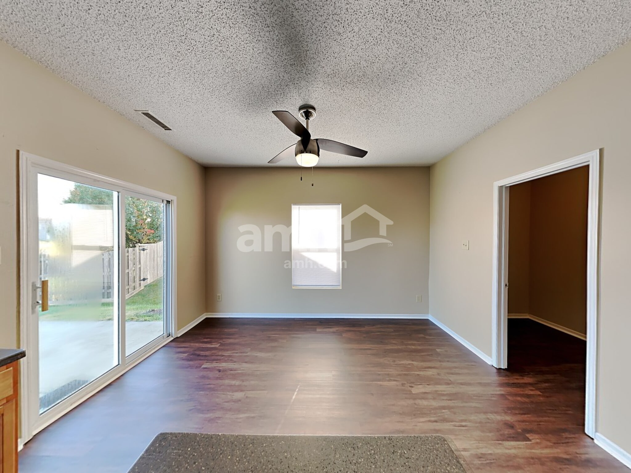 Building Photo - 936 Shenandoah Way