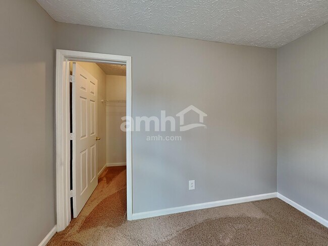 Building Photo - 16765 Yeoman Way