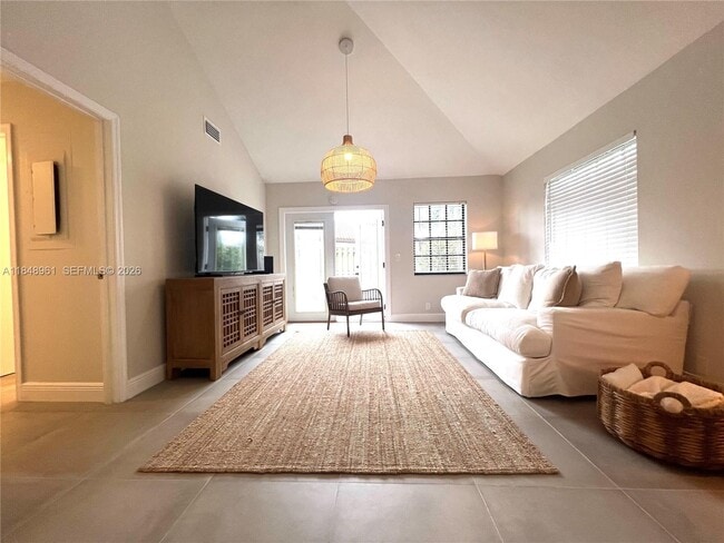 Building Photo - 13473 Fountain View Blvd