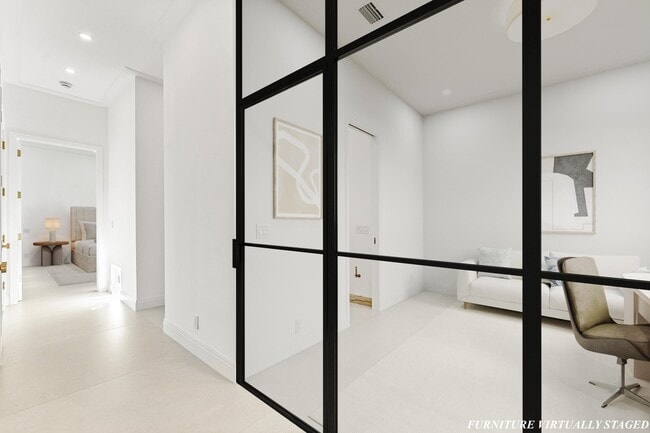 Building Photo - 5890 NW 39th Ave