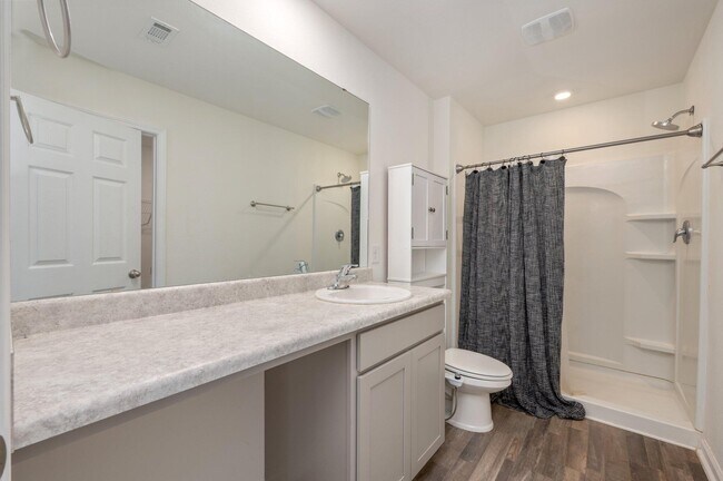 Building Photo - 4378 Jitterbug St