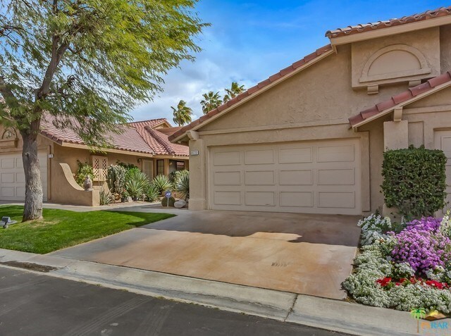 Building Photo - 41220 Woodhaven Dr W