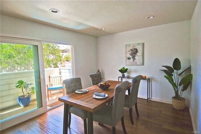 Building Photo - 27 Tiburon Ct