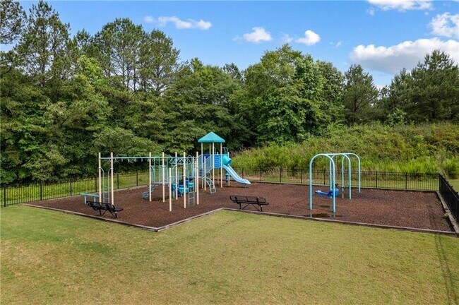 Building Photo - 4652 Sweetwater Ave