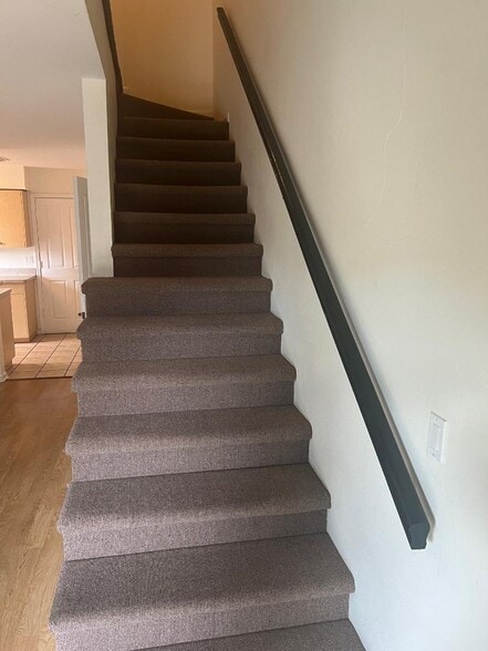 Building Photo - 12325 Villager Ct