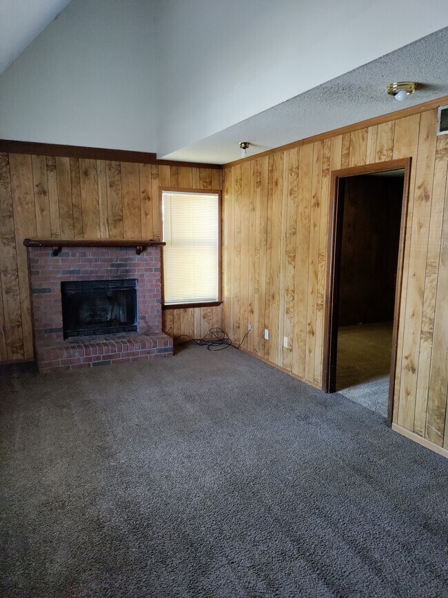 living room - 333 Station Crossing Dr