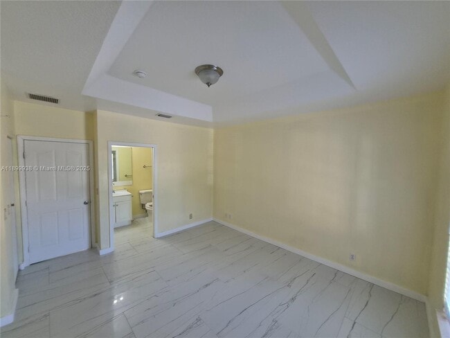 Building Photo - 1209 NW 27th Ave