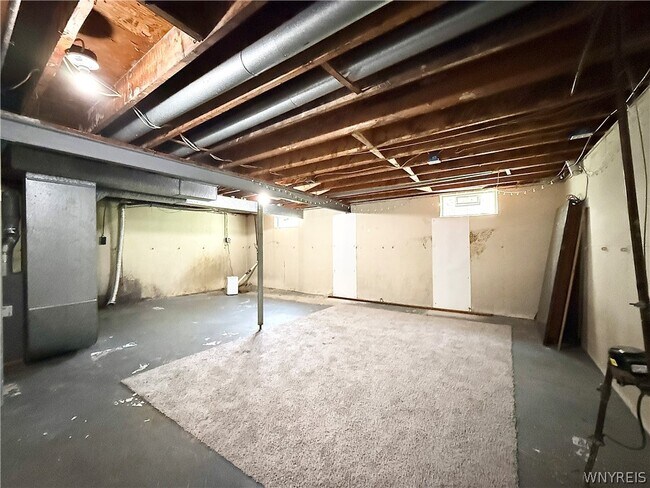 Building Photo - 90 E Summerset Ln