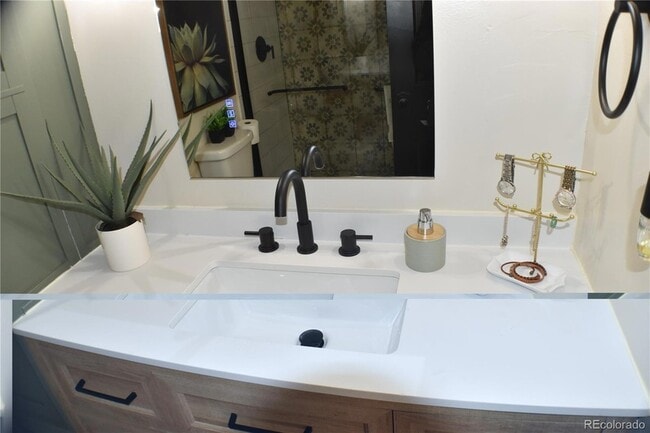 Building Photo - 1625 N Murray Blvd