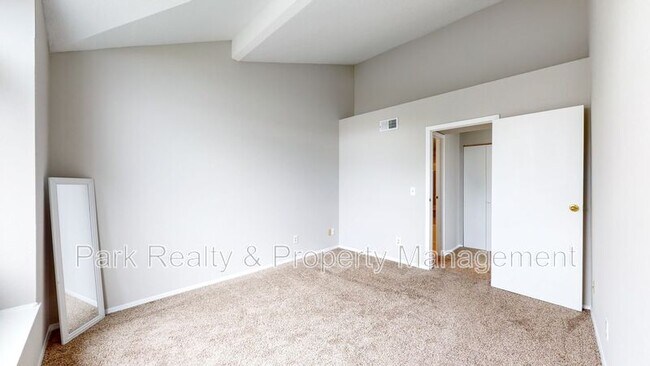 Building Photo - 4760 S Wadsworth Blvd