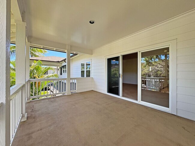 Building Photo - 92-1078-1078 Olani St