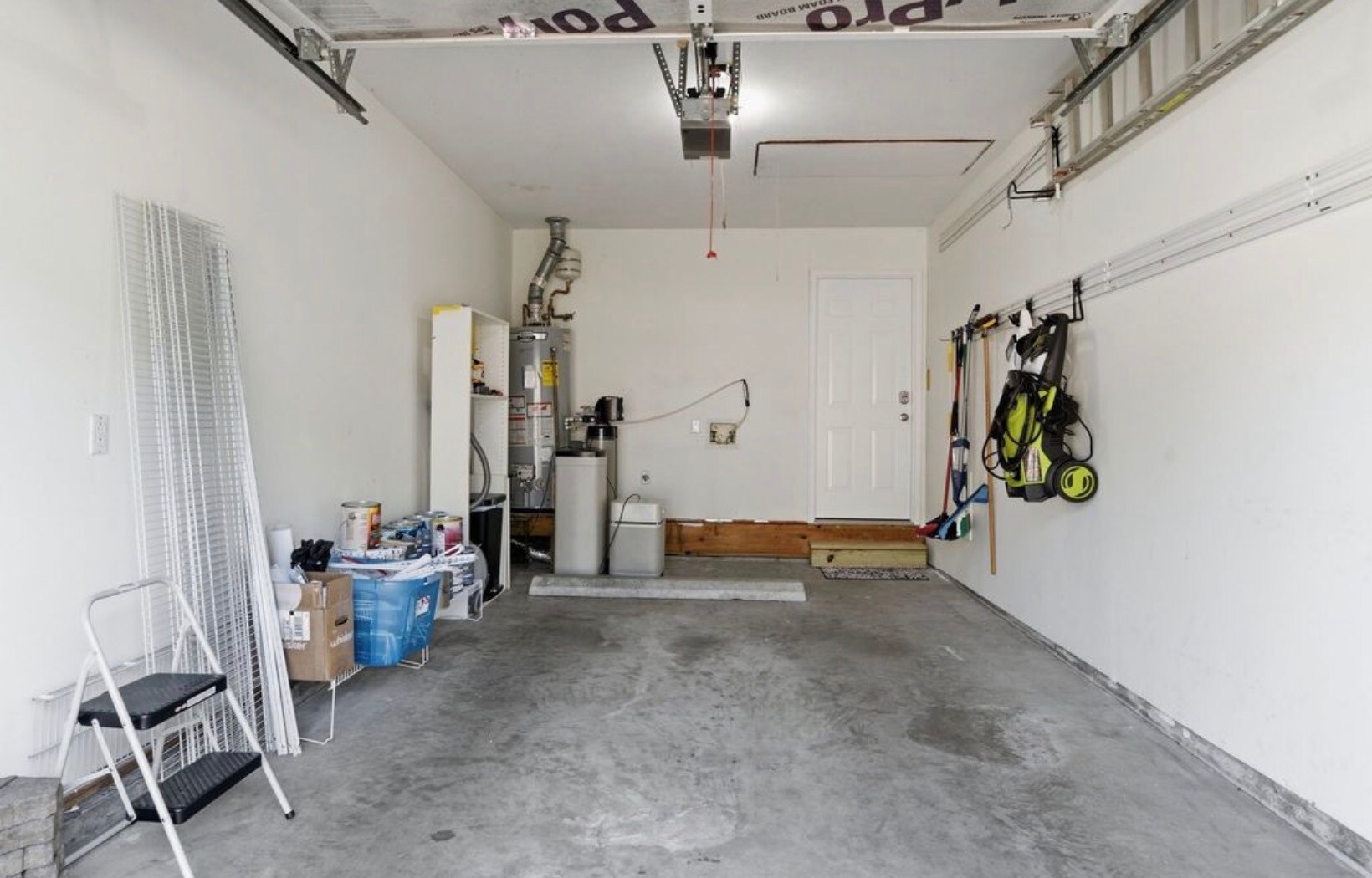 Building Photo - 322 N Birchwood Dr
