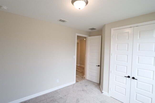 Building Photo - 25907 Rose Frost Ct