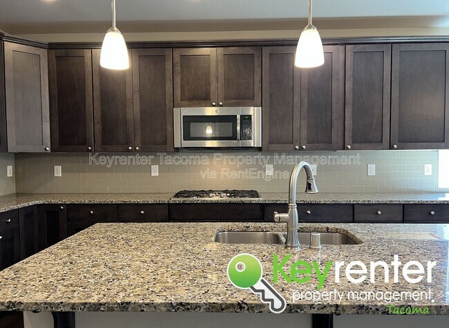 Building Photo - 16128-16181 81 Ave E