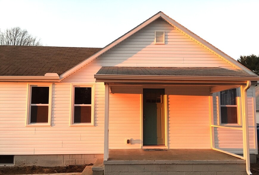 Building Photo - 9765 Westville Rd