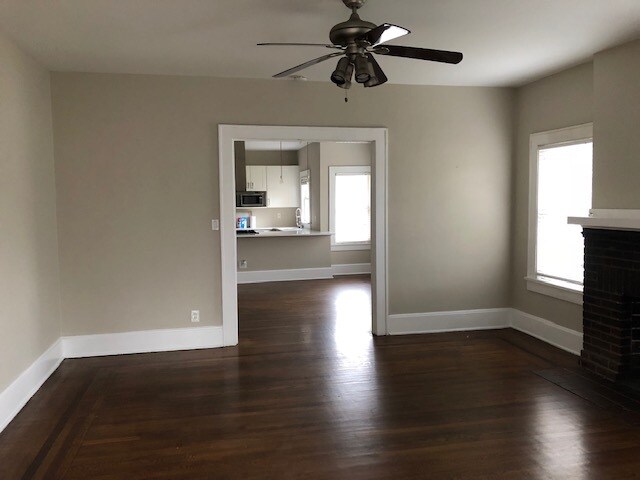 Building Photo - 1334 N Laura St