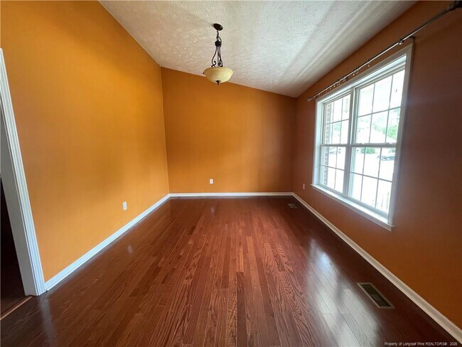 Building Photo - 8240 Frenchorn Ln