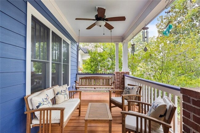 Building Photo - 120 Park Pl