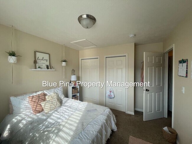 Building Photo - 577 Legacy Ln