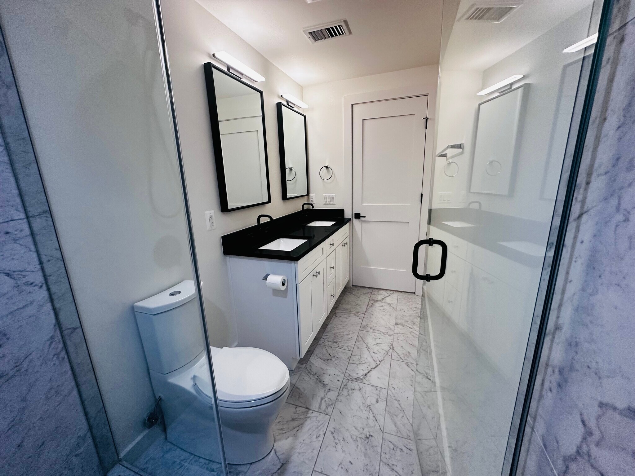 Building Photo - 1658 K St NE