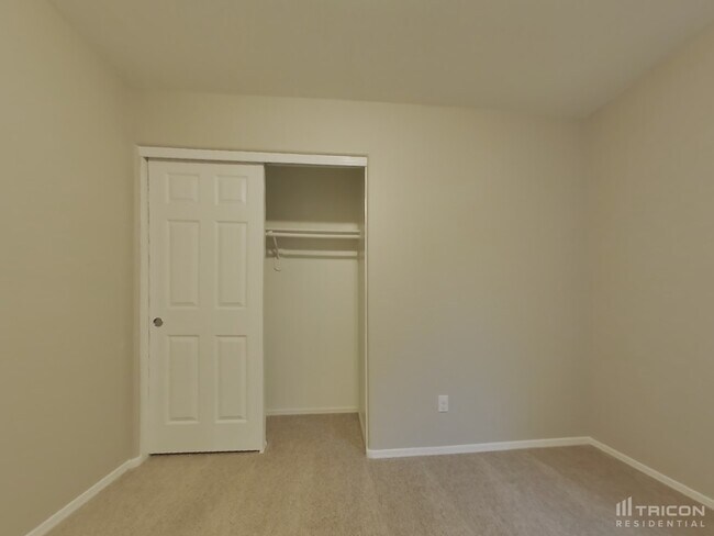 Building Photo - 23853 W Mesquite Drive Buckeye AZ