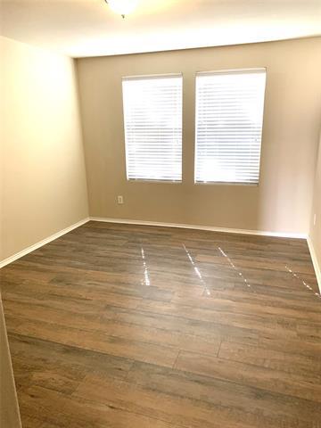 Building Photo - 9216 White Swan Pl