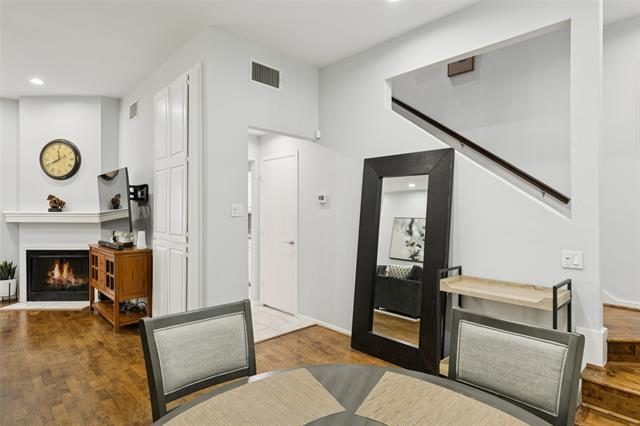 Building Photo - 4006 Holland Ave