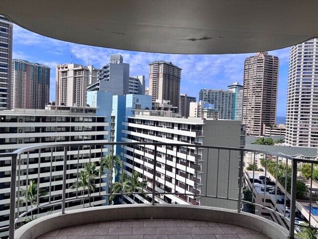 Building Photo - For Rent | A 3 Bedroom, 3 Bathroom, with 1 Assigned Parking Stall at Waipuna