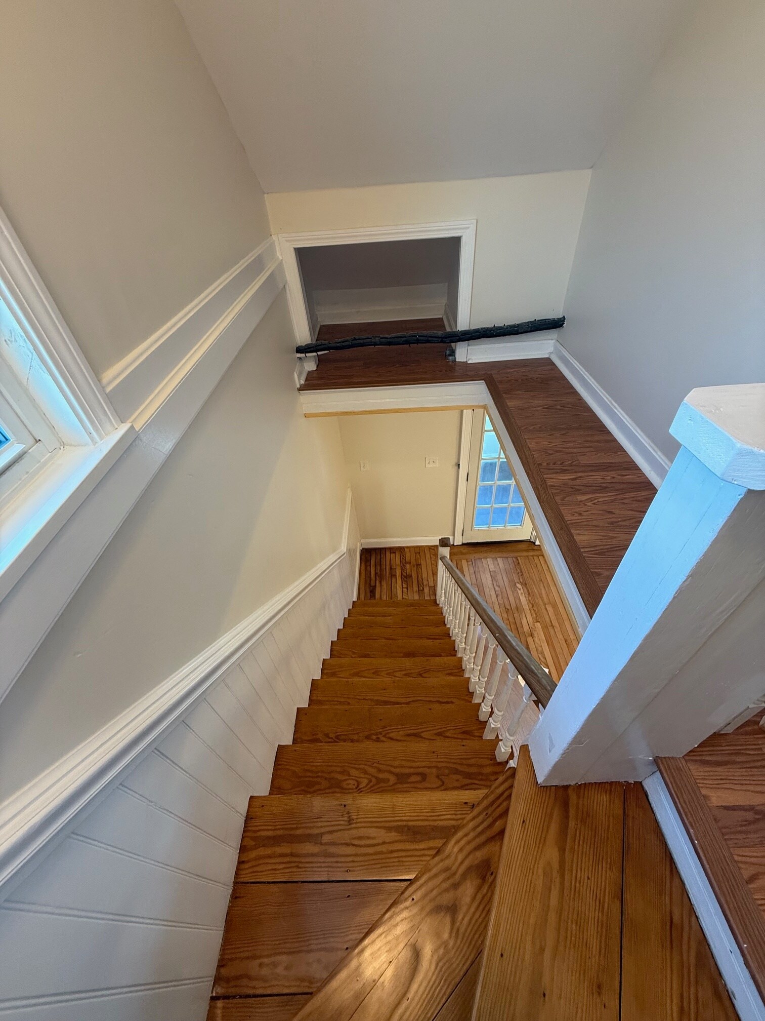 Building Photo - 95 Lake St