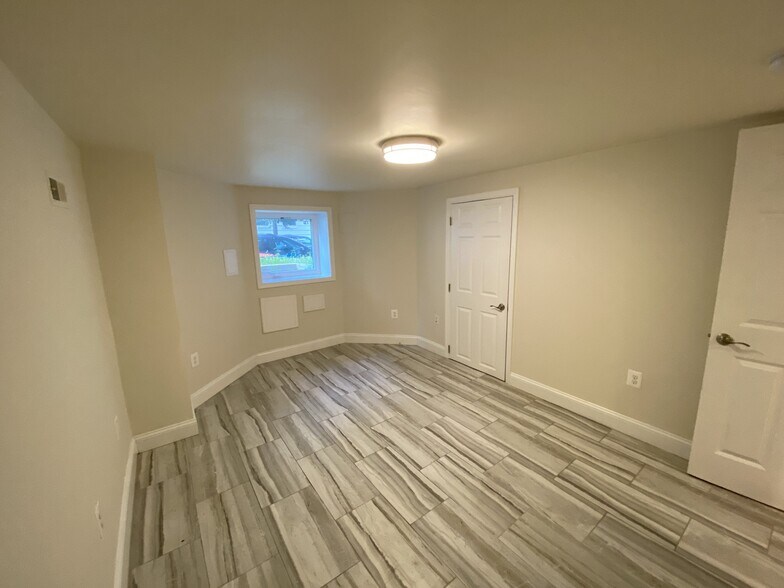 Building Photo - 3021 15th St NW