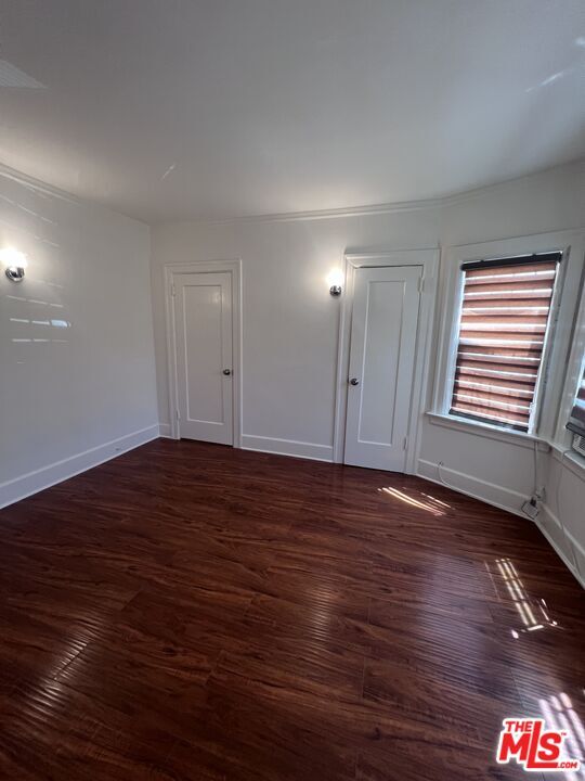 Building Photo - 247 S Catalina St