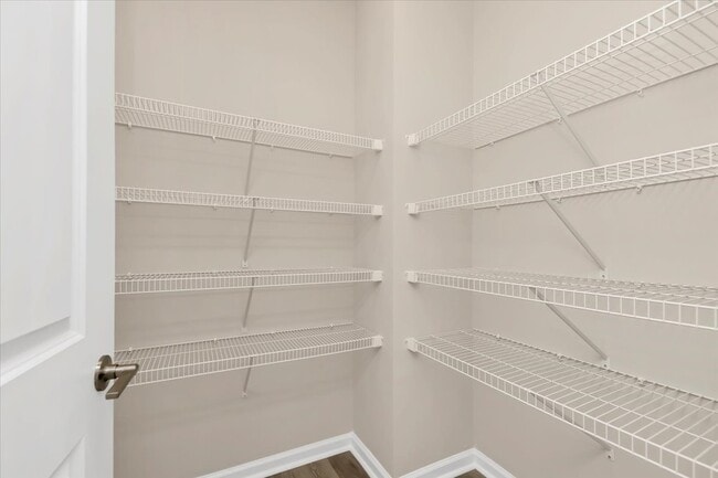 Building Photo - 136 Matson Run