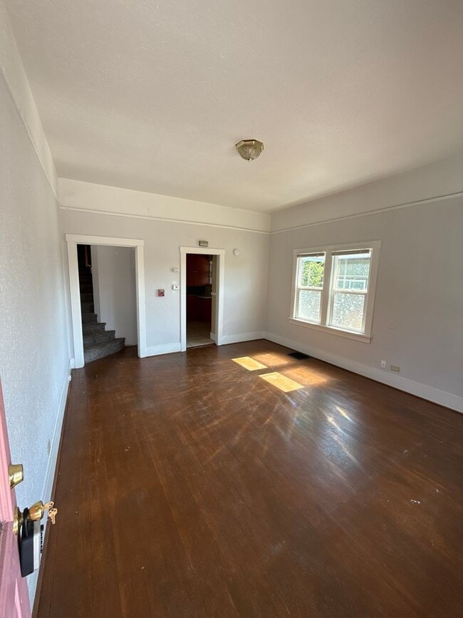 Primary Photo - Charming Craftsman-Style 3-bedroom 1 bath ...
