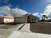 Building Photo - Beautiful, renovated 3-bedroom home.