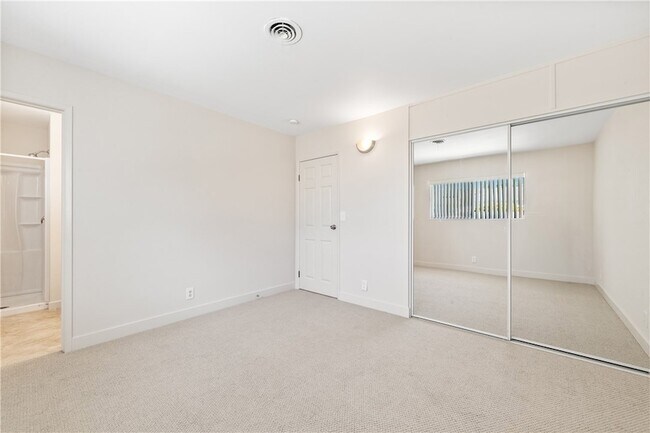 Building Photo - 6431 Brown Cir