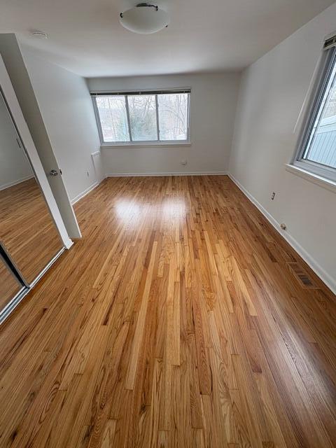 Building Photo - 255 Brookside Dr